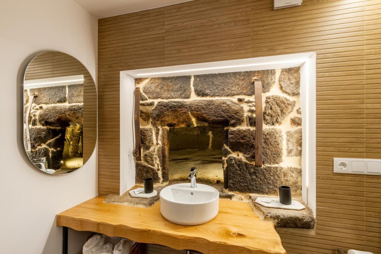 Alojamiento Turistico Caxide Parada De Sil Ribeira Sacra Εξωτερικό φωτογραφία